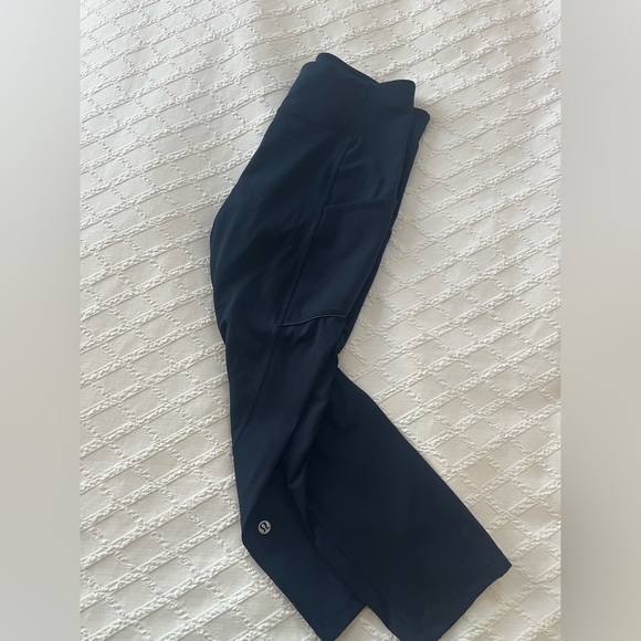 Lululemon Invigorate High-Rise Crop 23" navy blue. Size 8 (tag is ripped out). - Picture 2 of 7